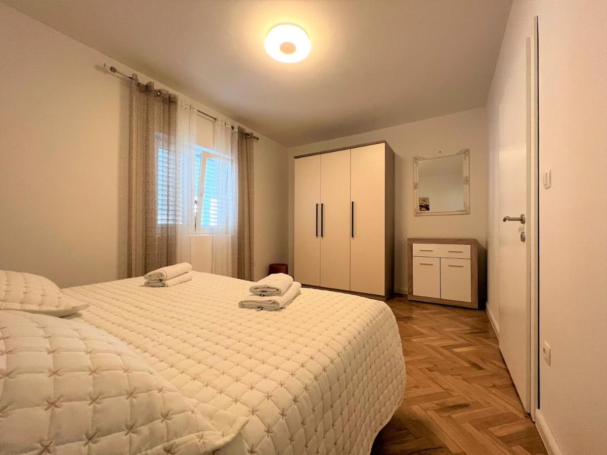 Apartment Makarska Exterior foto
